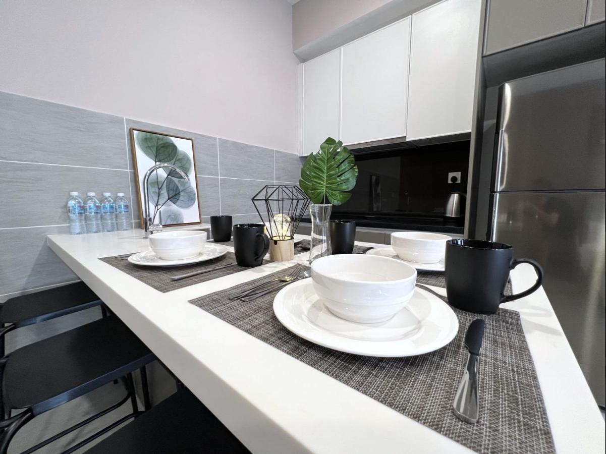 Free Parking # 2 Bed Family Bellsuite - Sepang Klia Kota Warisan Екстер'єр фото