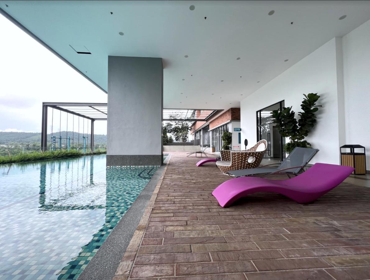 Free Parking # 2 Bed Family Bellsuite - Sepang Klia Kota Warisan Екстер'єр фото