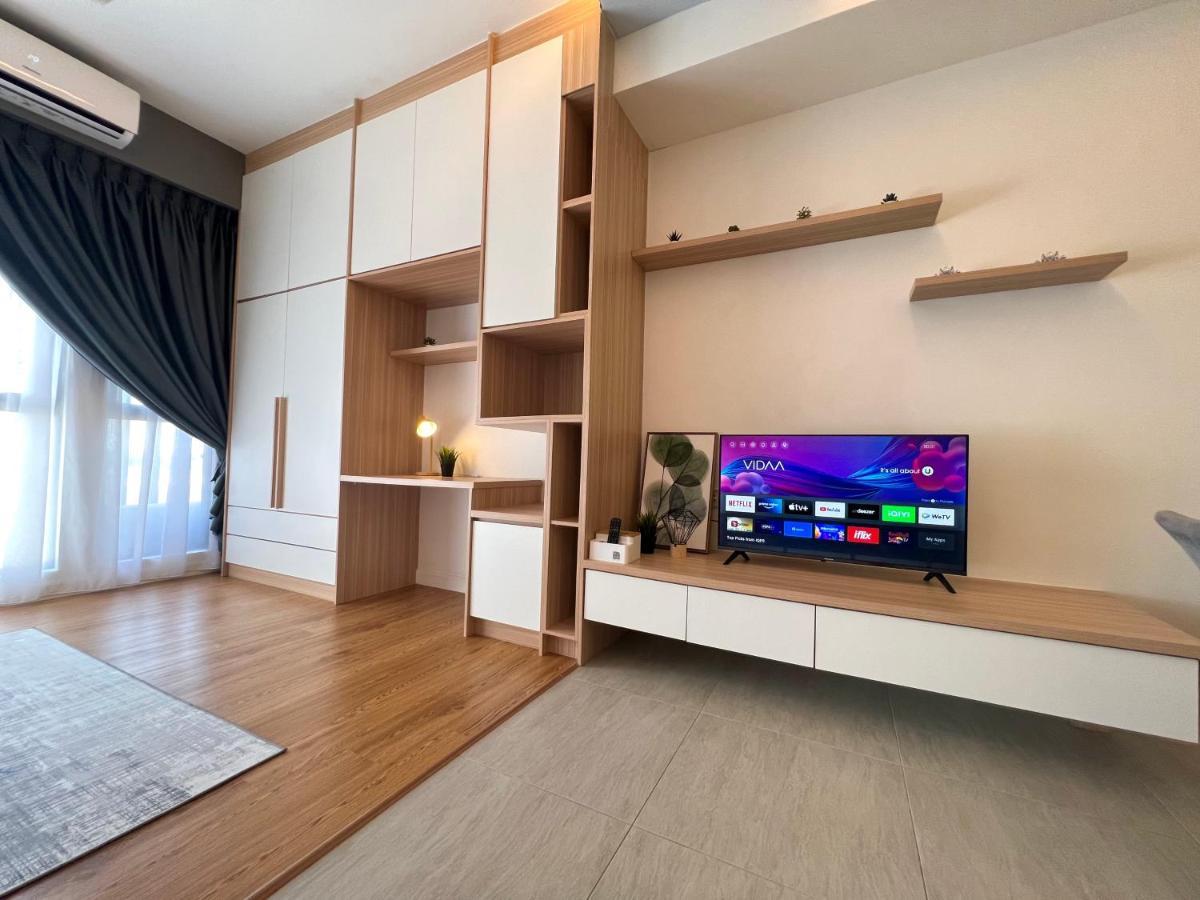 Free Parking # 2 Bed Family Bellsuite - Sepang Klia Kota Warisan Екстер'єр фото