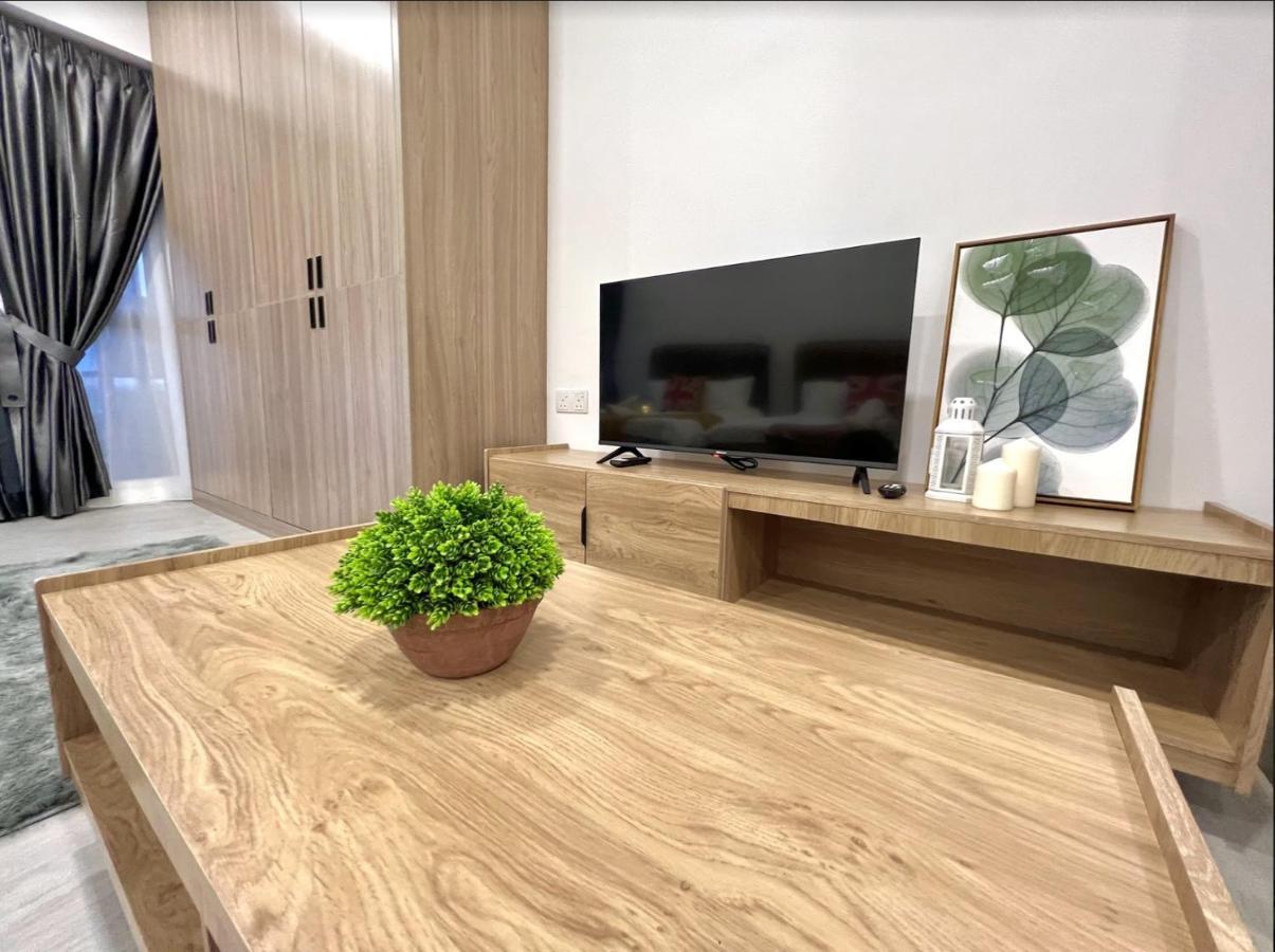 Free Parking # 2 Bed Family Bellsuite - Sepang Klia Kota Warisan Екстер'єр фото