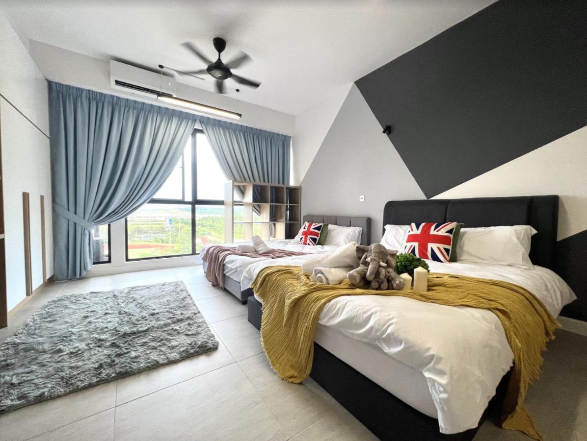 Free Parking # 2 Bed Family Bellsuite - Sepang Klia Kota Warisan Екстер'єр фото