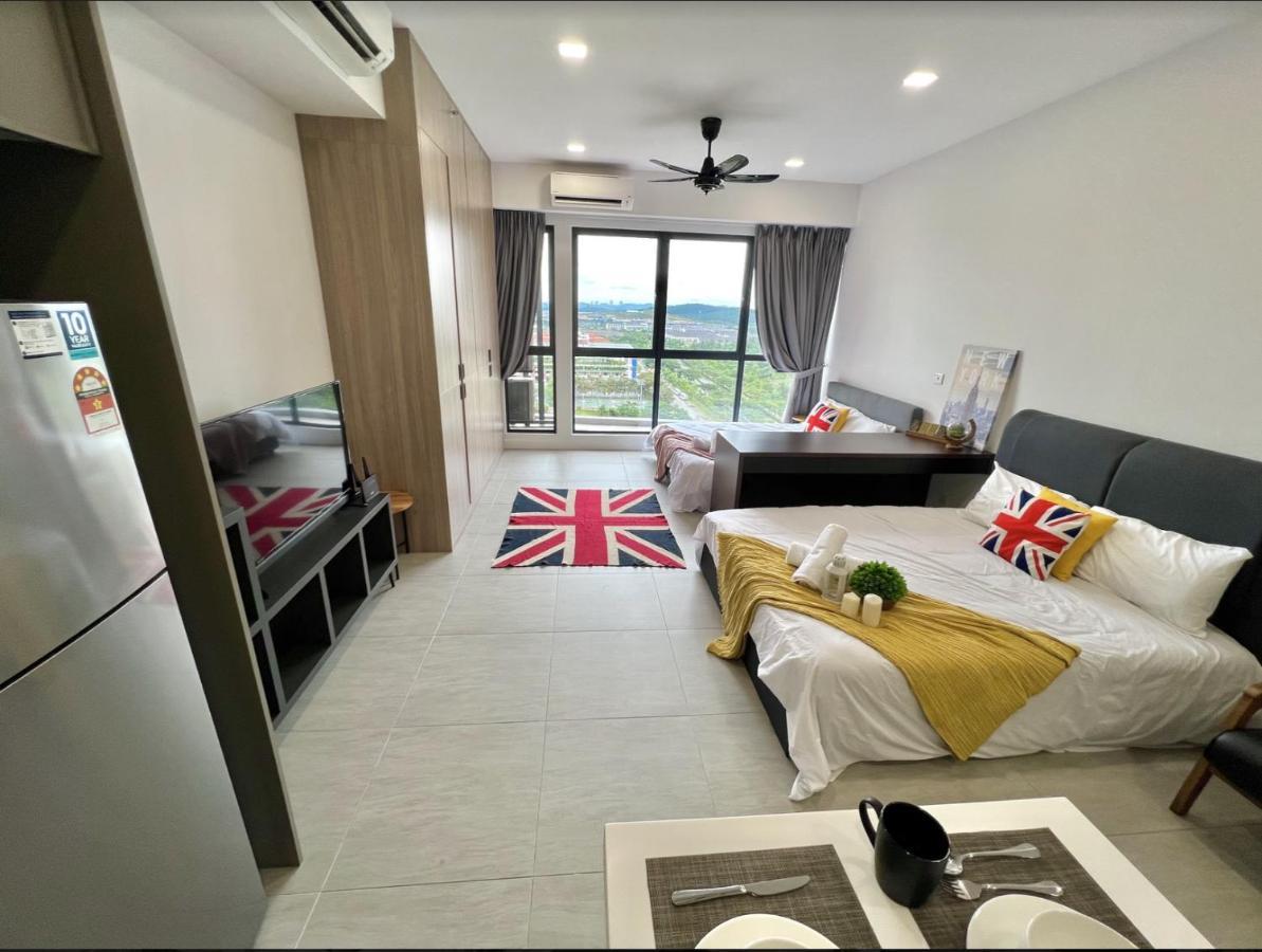 Free Parking # 2 Bed Family Bellsuite - Sepang Klia Kota Warisan Екстер'єр фото