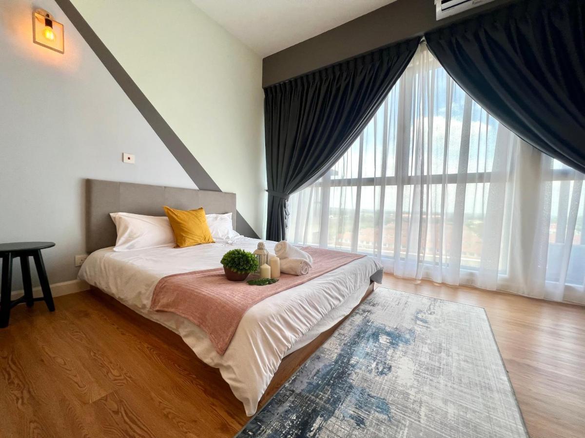 Free Parking # 2 Bed Family Bellsuite - Sepang Klia Kota Warisan Екстер'єр фото