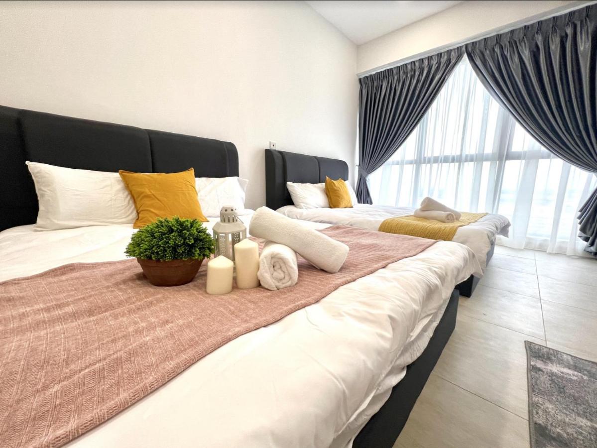 Free Parking # 2 Bed Family Bellsuite - Sepang Klia Kota Warisan Екстер'єр фото